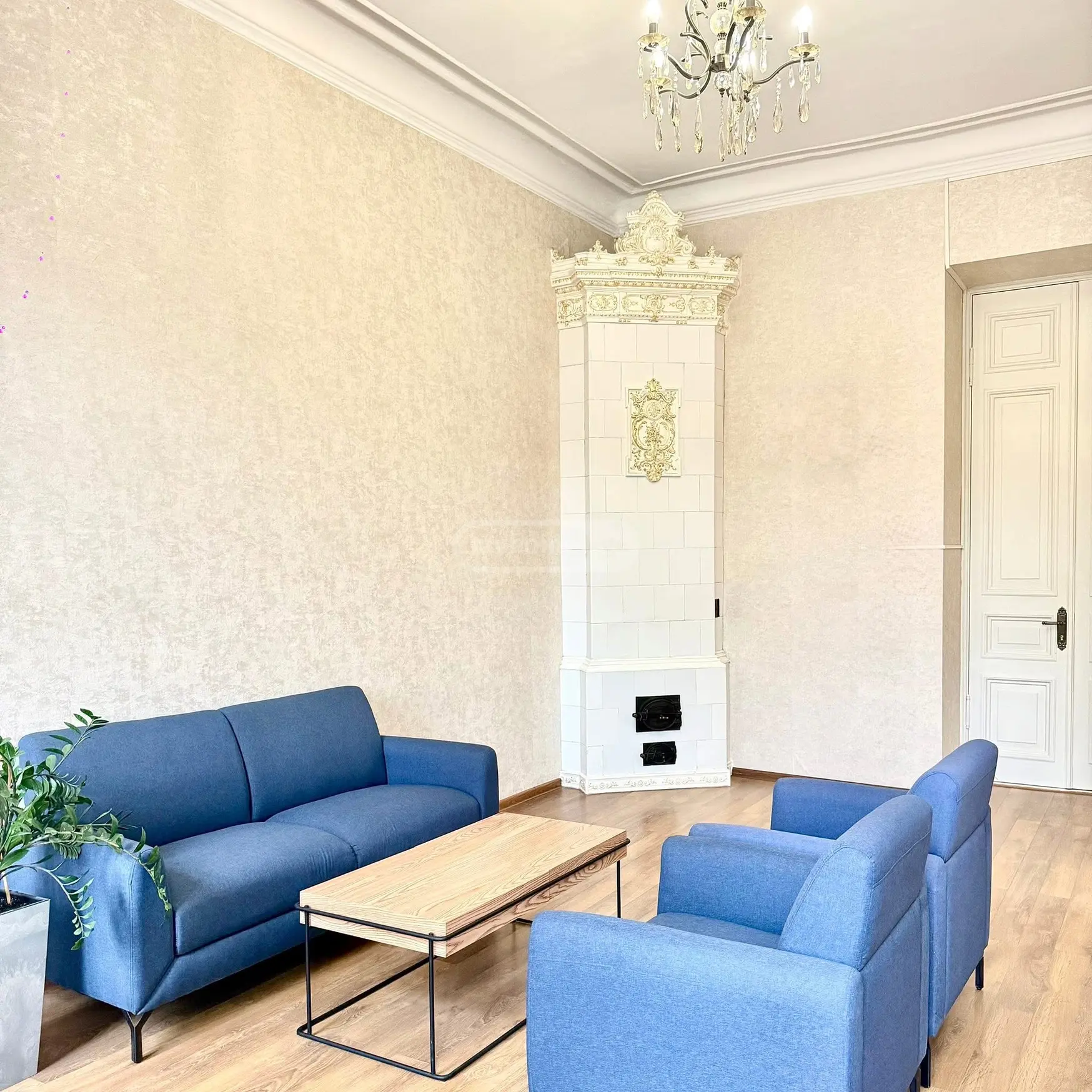 Office Commercial Area For Rent In Sololaki view 8