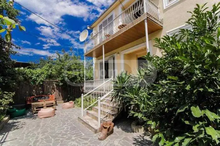 10+ Room Private House For Rent In Nadzaladevi view 1