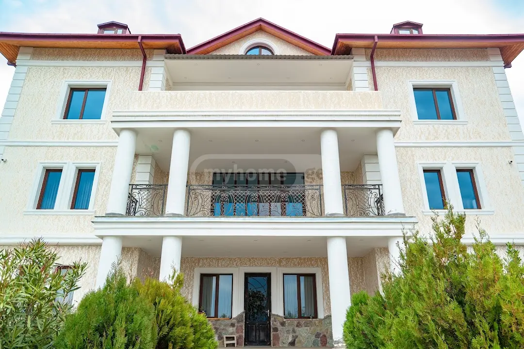 10+ Room Hotel For Sale In Saguramo, In Mtskheta Municipality view 4