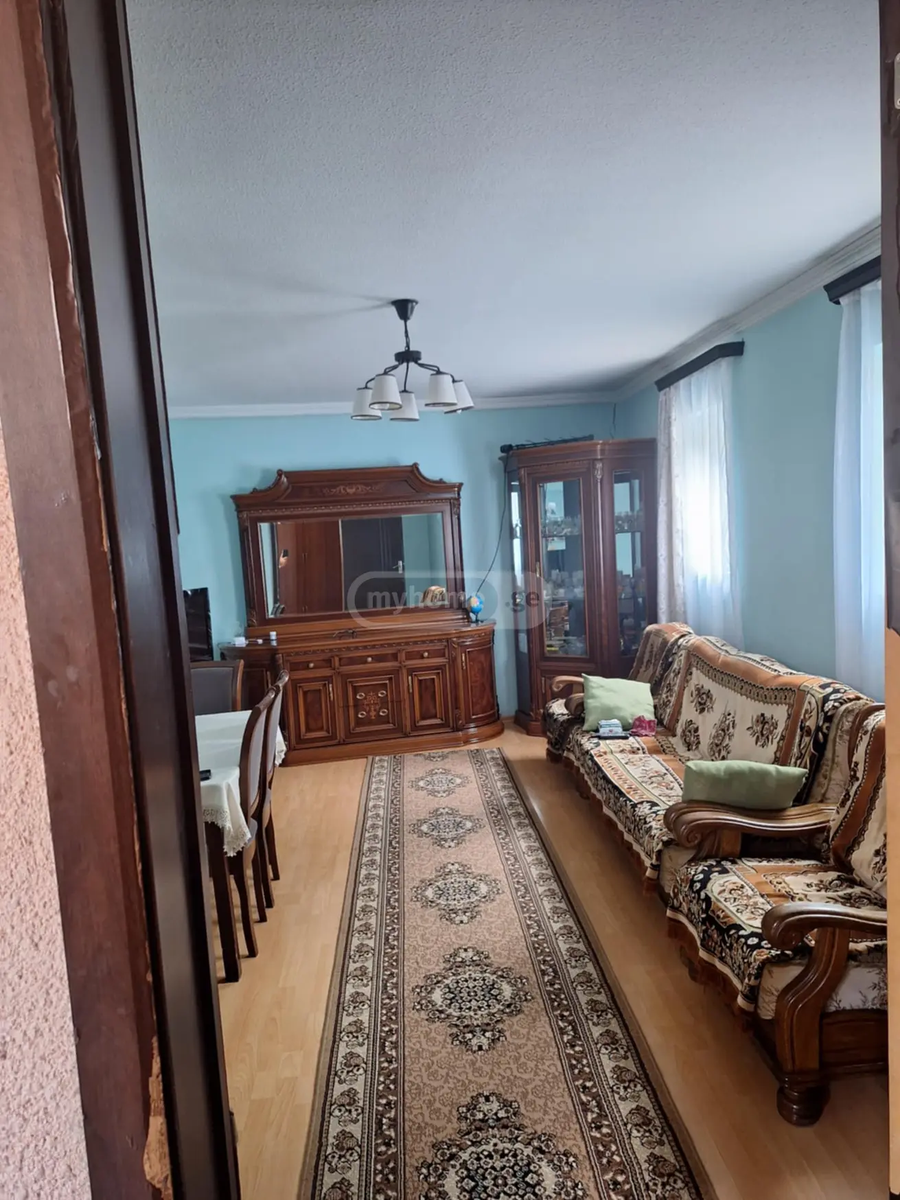 6 Room Private House For Sale view 1