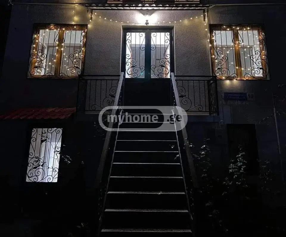 4 Room Country House Daily Rent In Saburtalo view 5