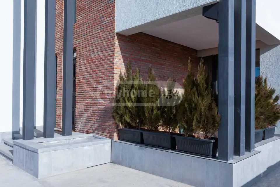 7 Room Country House For Sale view 2