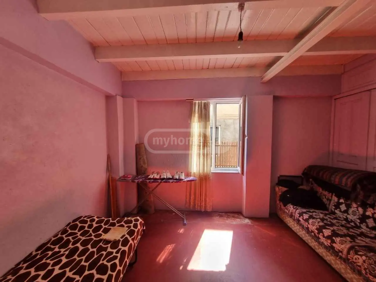 7 Room Private House For Sale view 9