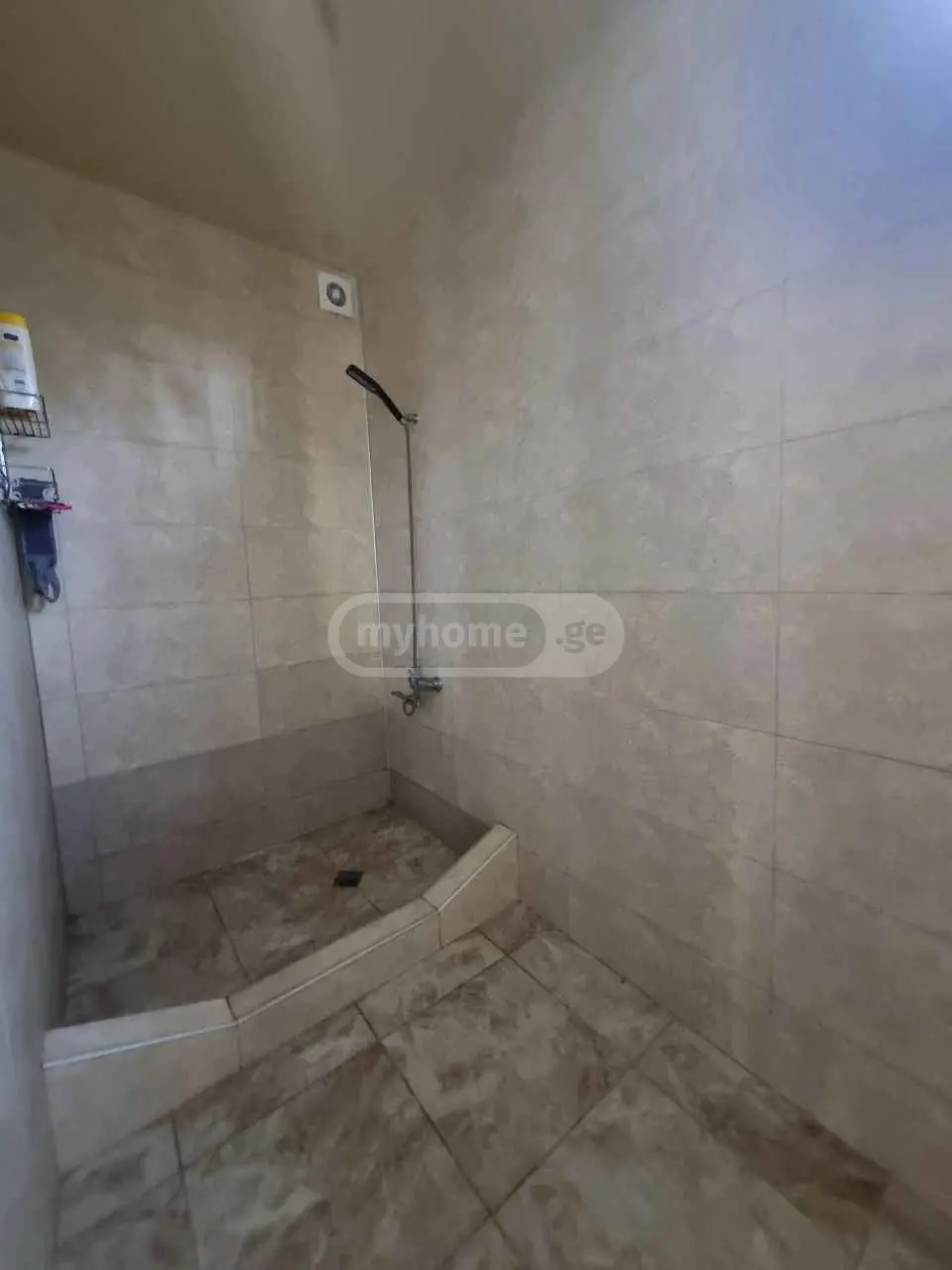7 Room Private House For Sale view 11