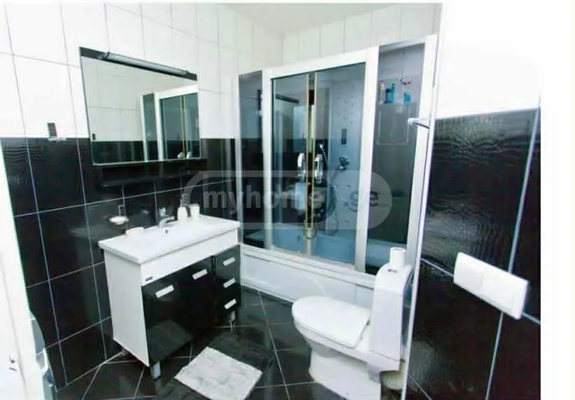 3 Room Apartment For Sale view 9