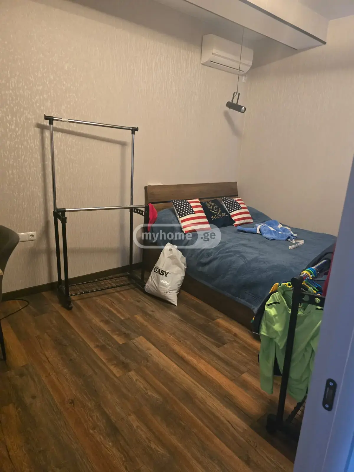 6 Room Country House For Rent In Vake view 5