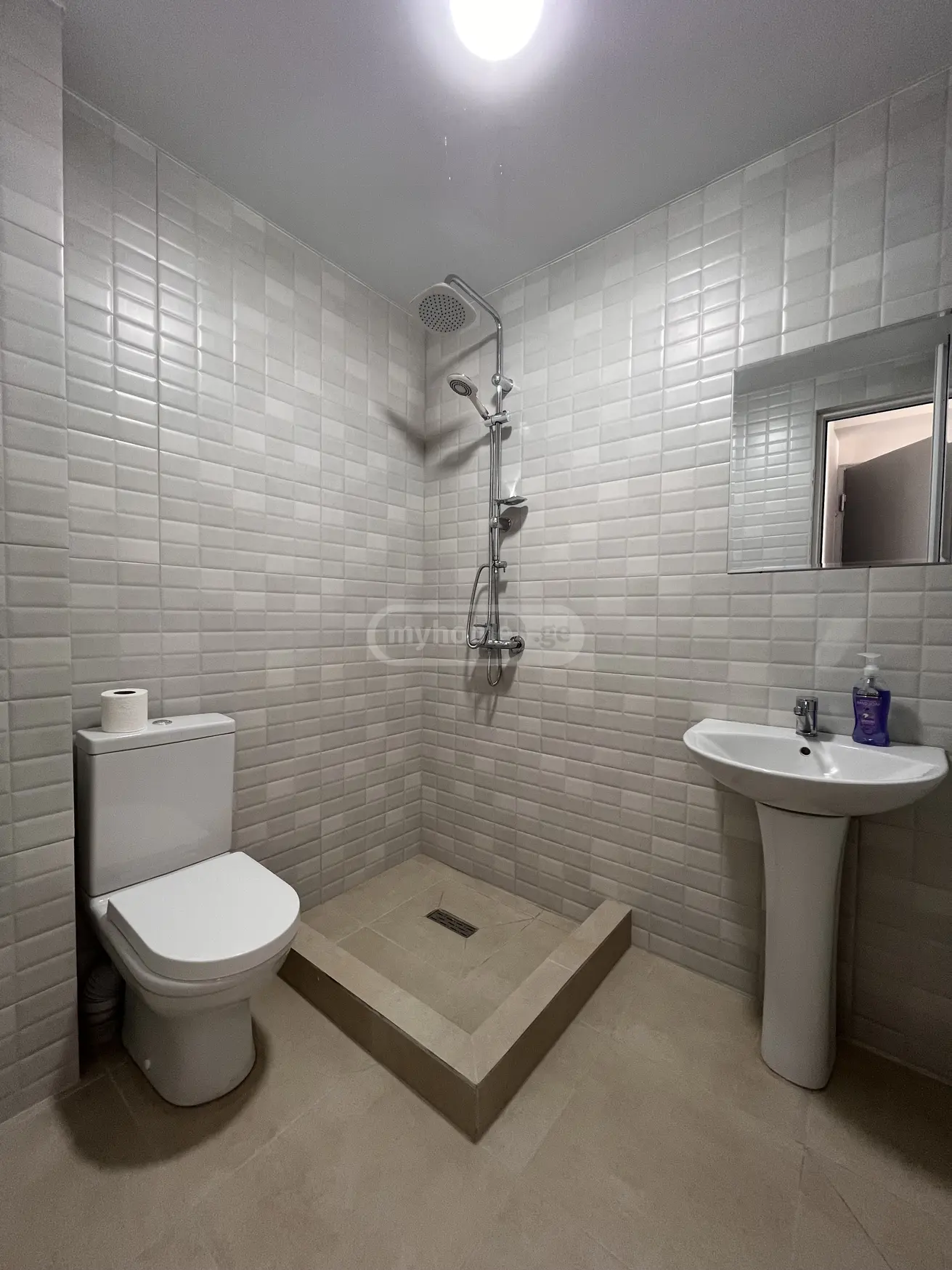 3 Room Apartment Daily Rent Aghmashenebeli, In Qutaisi view 4