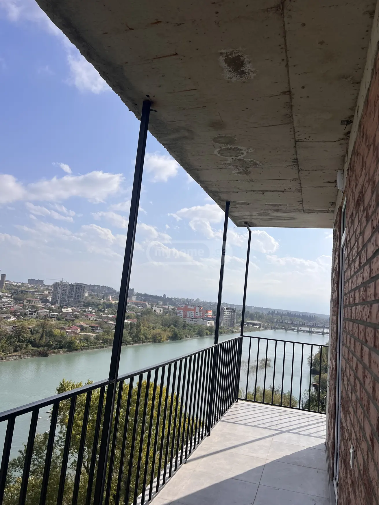 3 Room Apartment Daily Rent Aghmashenebeli, In Qutaisi view 9