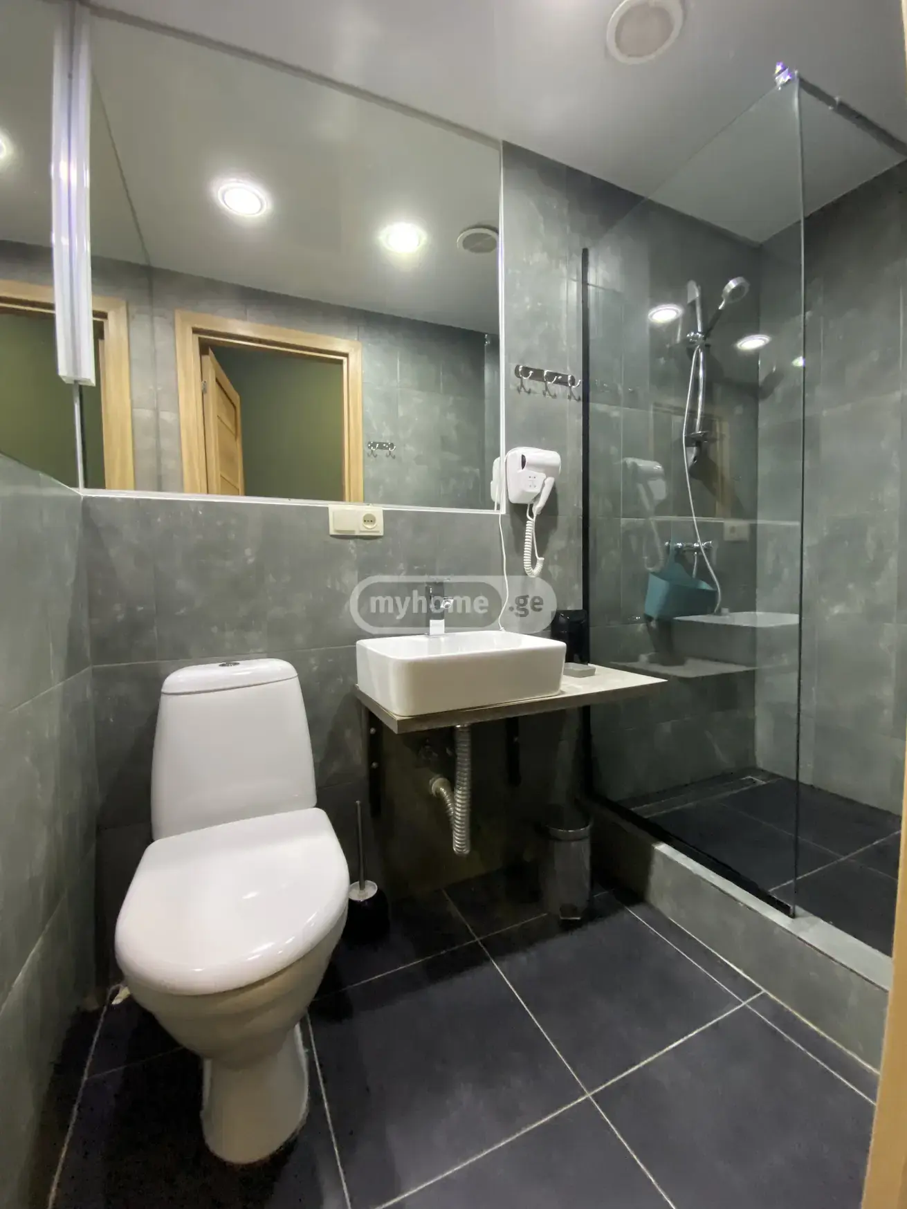 10+ Room Private House For Rent In Vera view 8