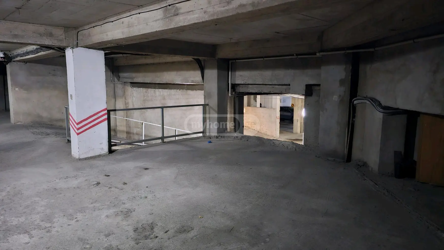 Garage Commercial Area For Sale In Mtatsminda view 7