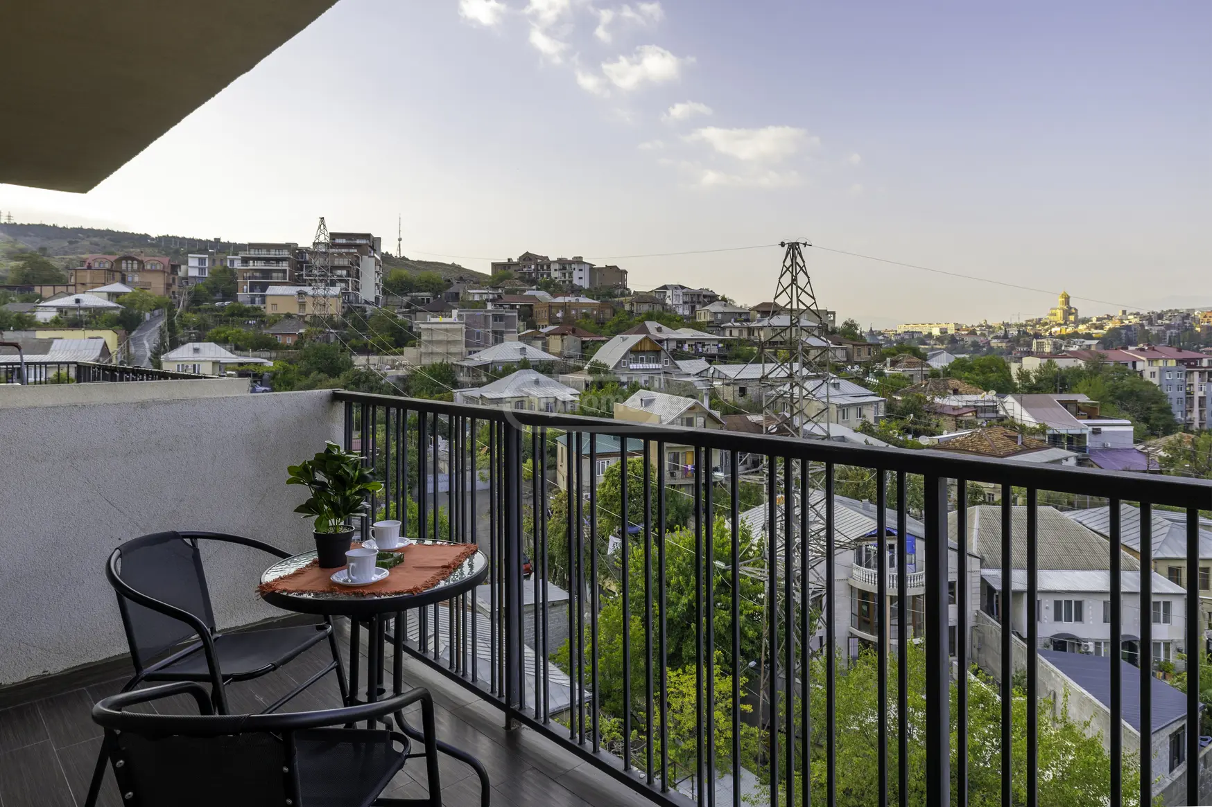 2 Room Apartment Daily Rent In Ortachala view 3