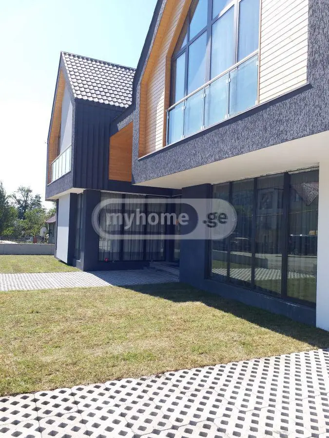 5 Room Private House Daily Rent In Bakuriani view 1
