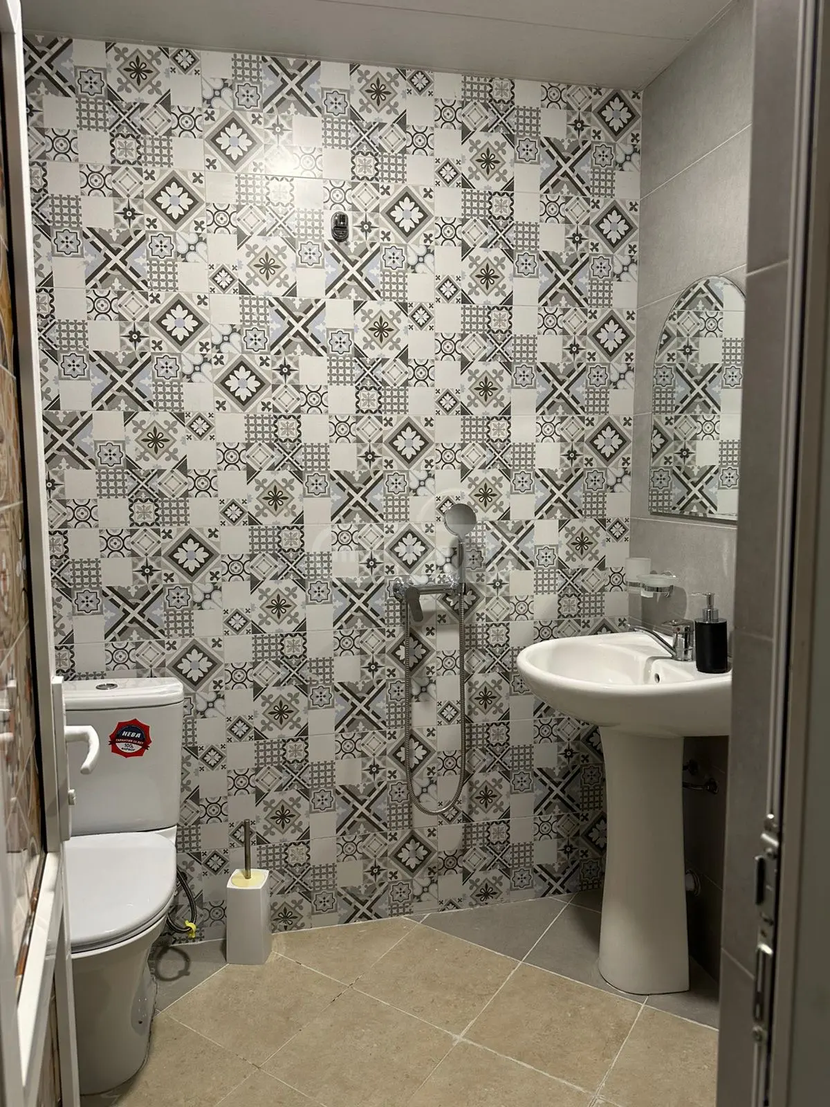 8 Room Hotel For Rent In Isani view 11