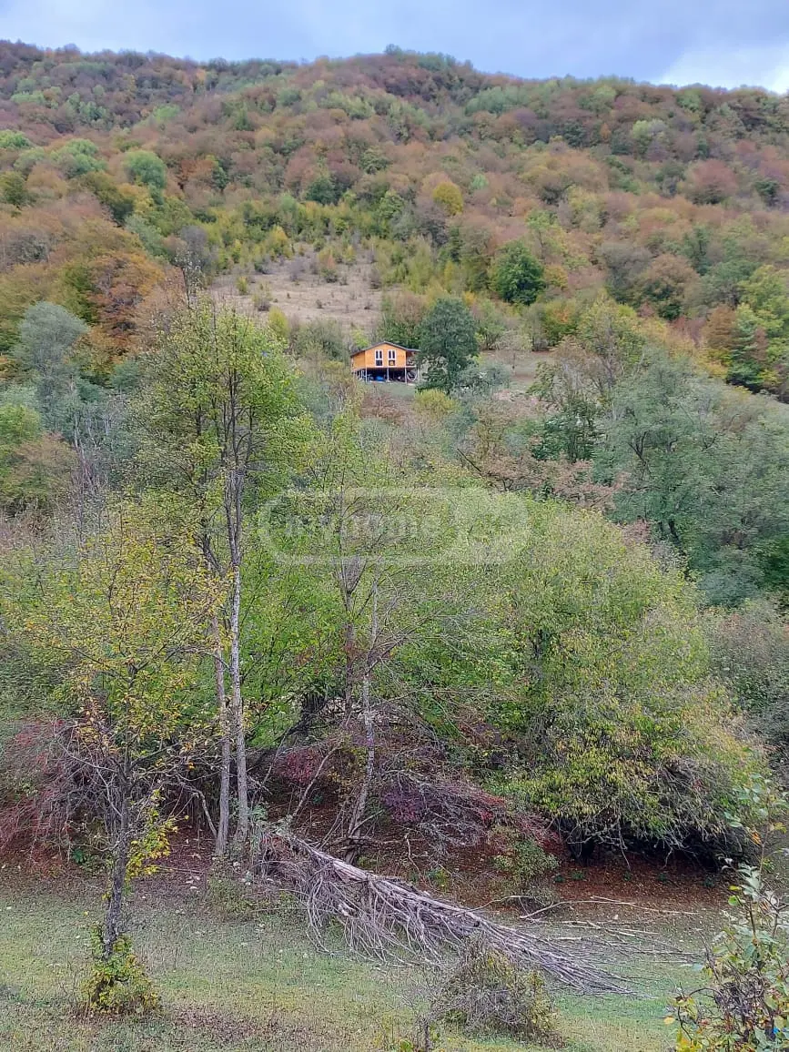 4 Room Private House For Sale view 2