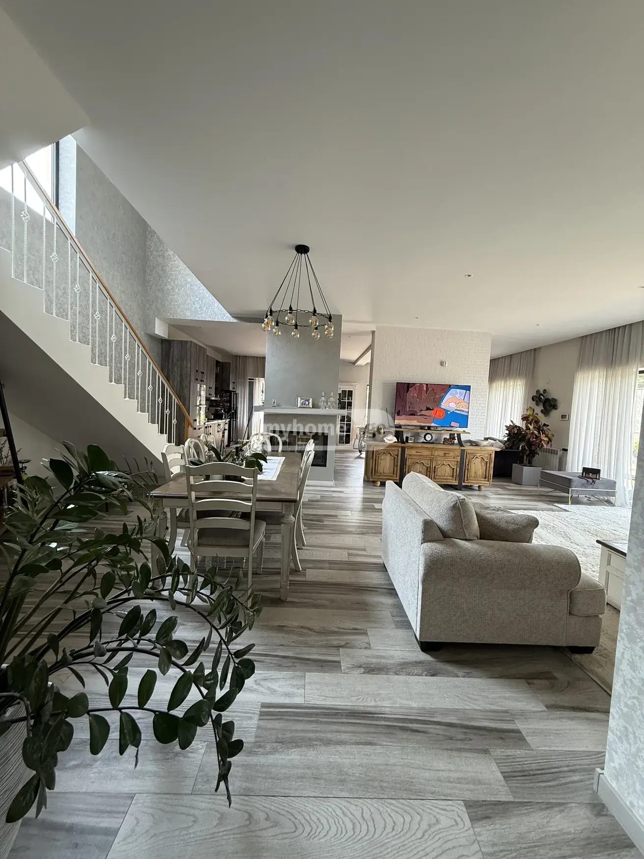 8 Room Country House For Rent In Tsavkisi view 3