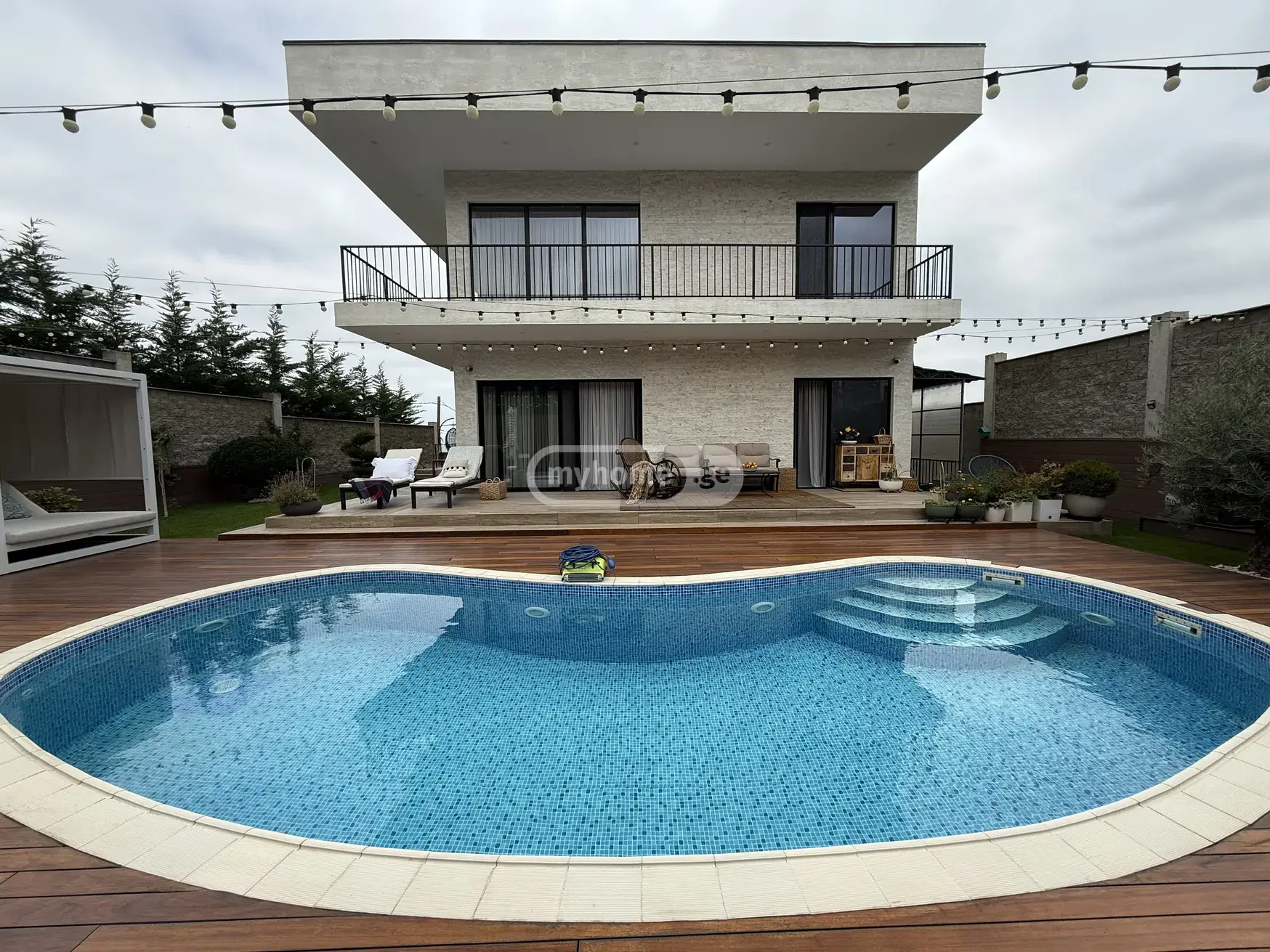 8 Room Country House For Rent In Tsavkisi view 1