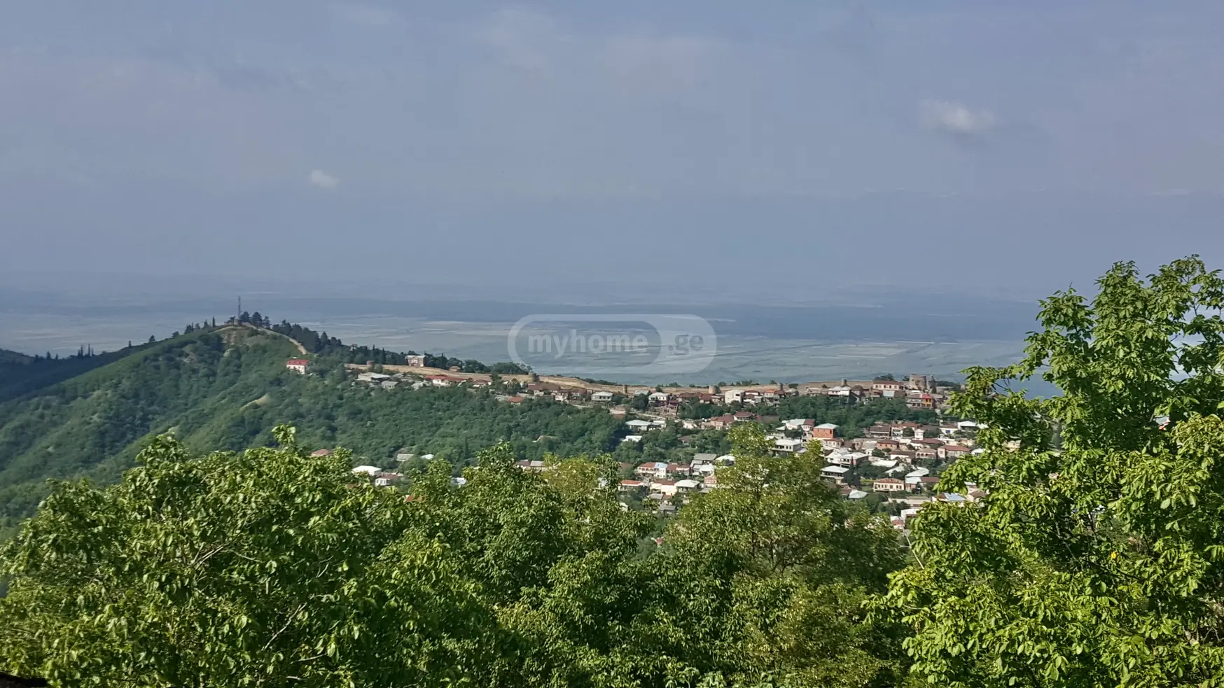 იყიდება 8-ოთახი კერძო სახლი view 3