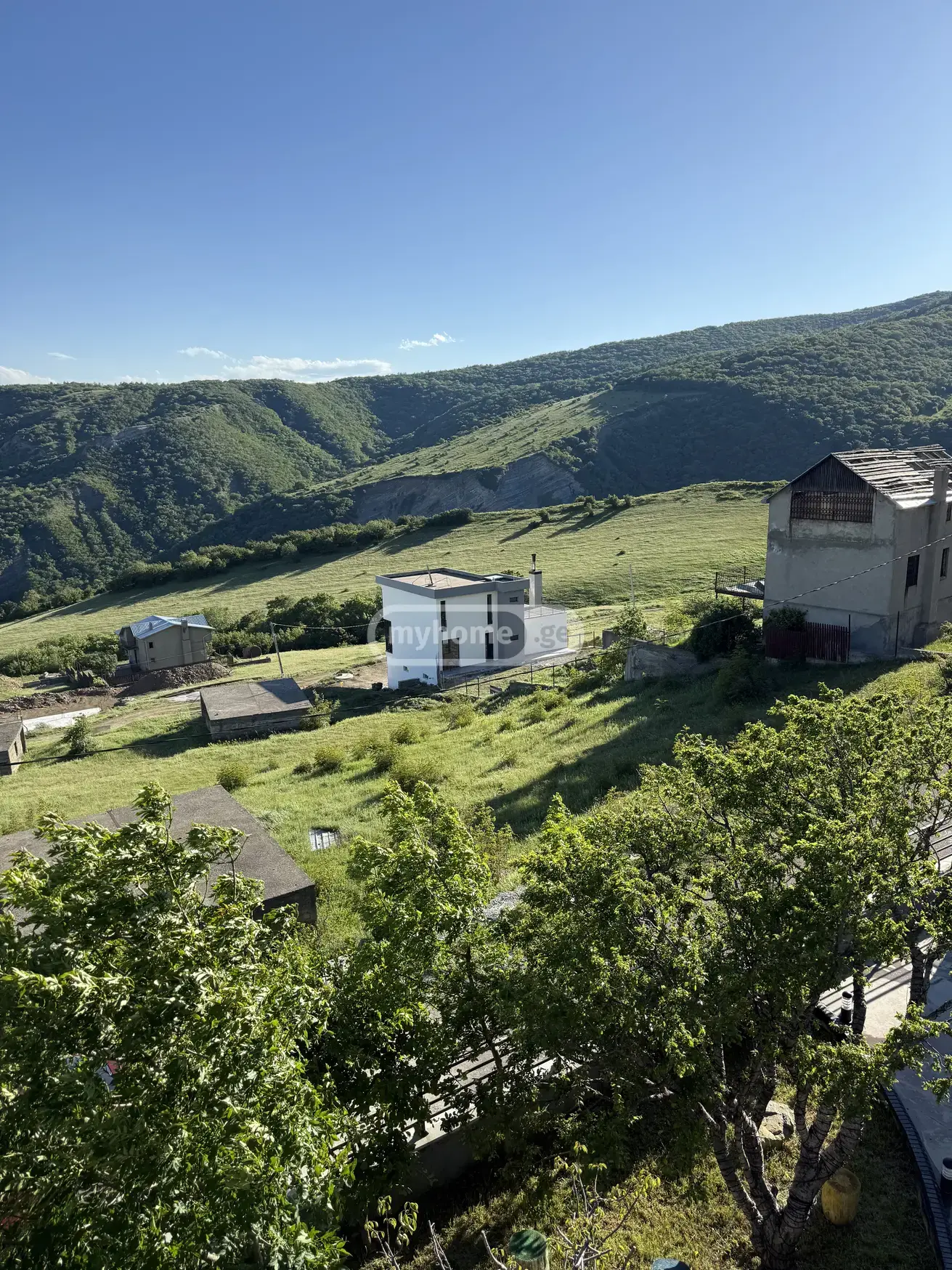 8 Room Country House For Rent In Vake view 6