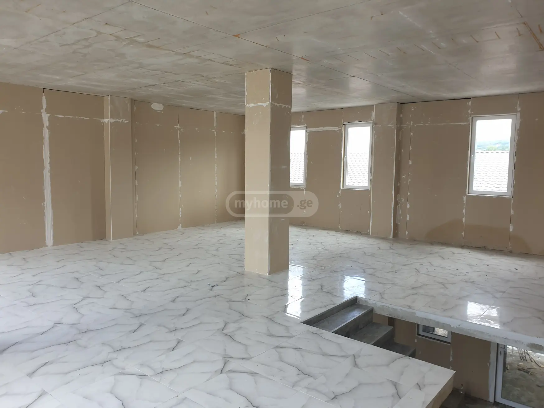 Universal Commercial Area For Sale In Telavi view 3