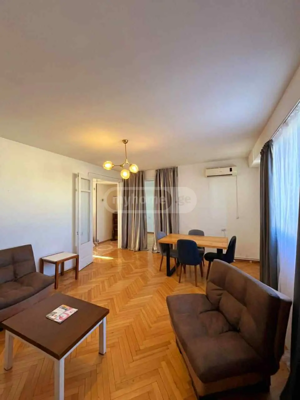 3 Room Apartment Daily Rent In Mtatsminda view 3