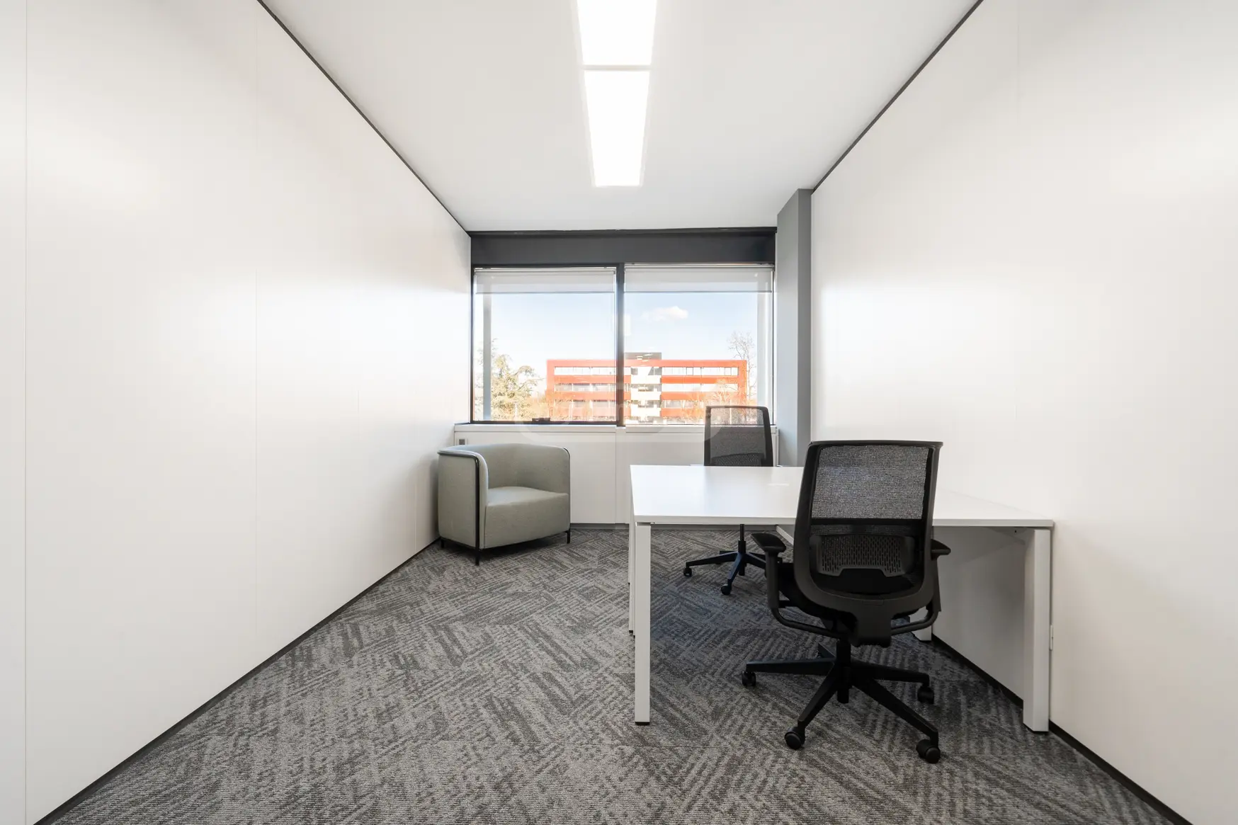 Office Commercial Area For Rent In Saburtalo view 1