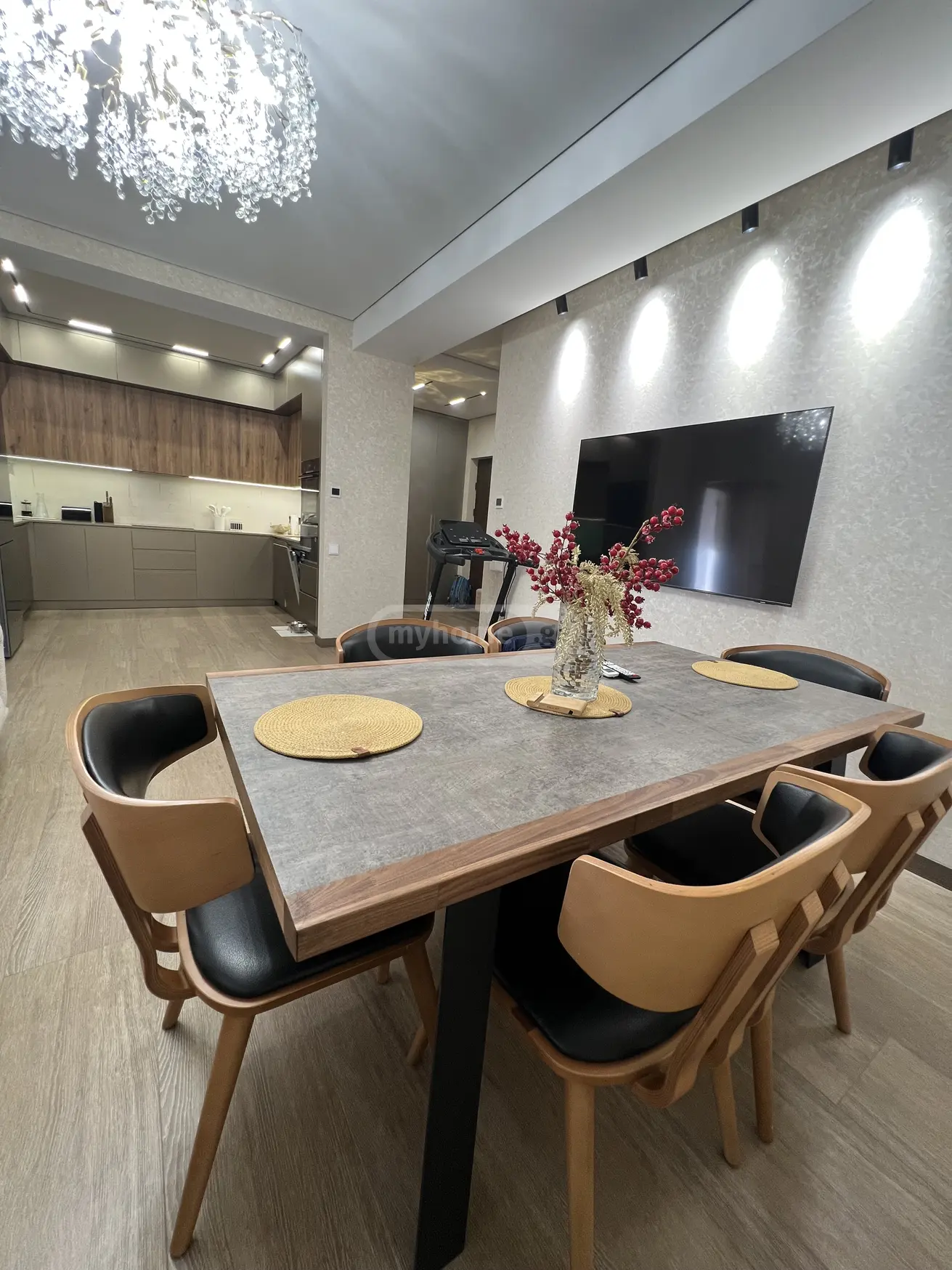 3 Room Apartment For Sale view 3