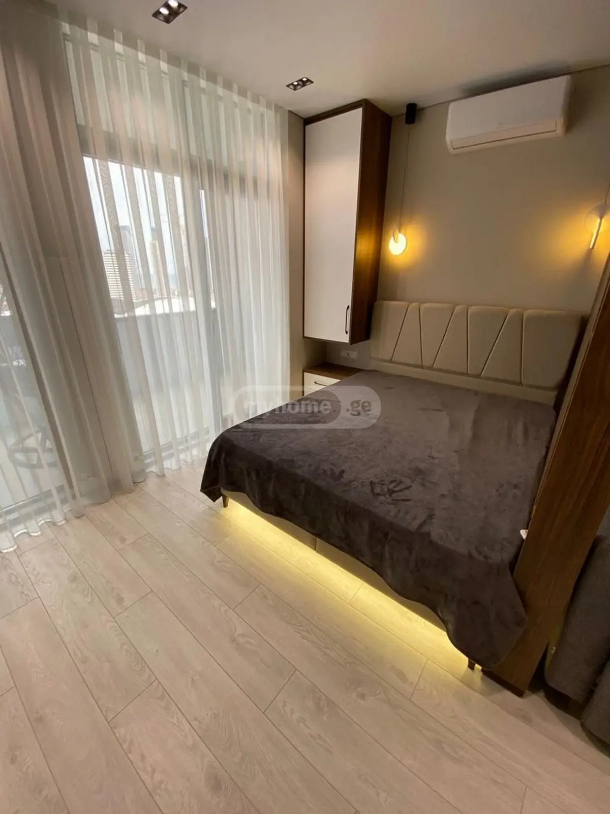 Studio Apartment For Sale view 22