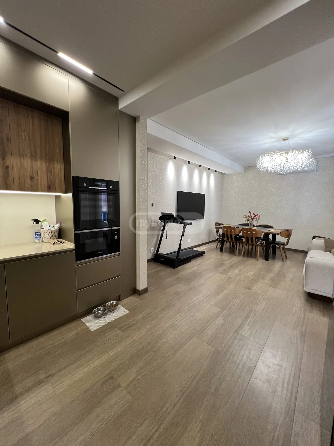 3 Room Apartment For Sale view 5