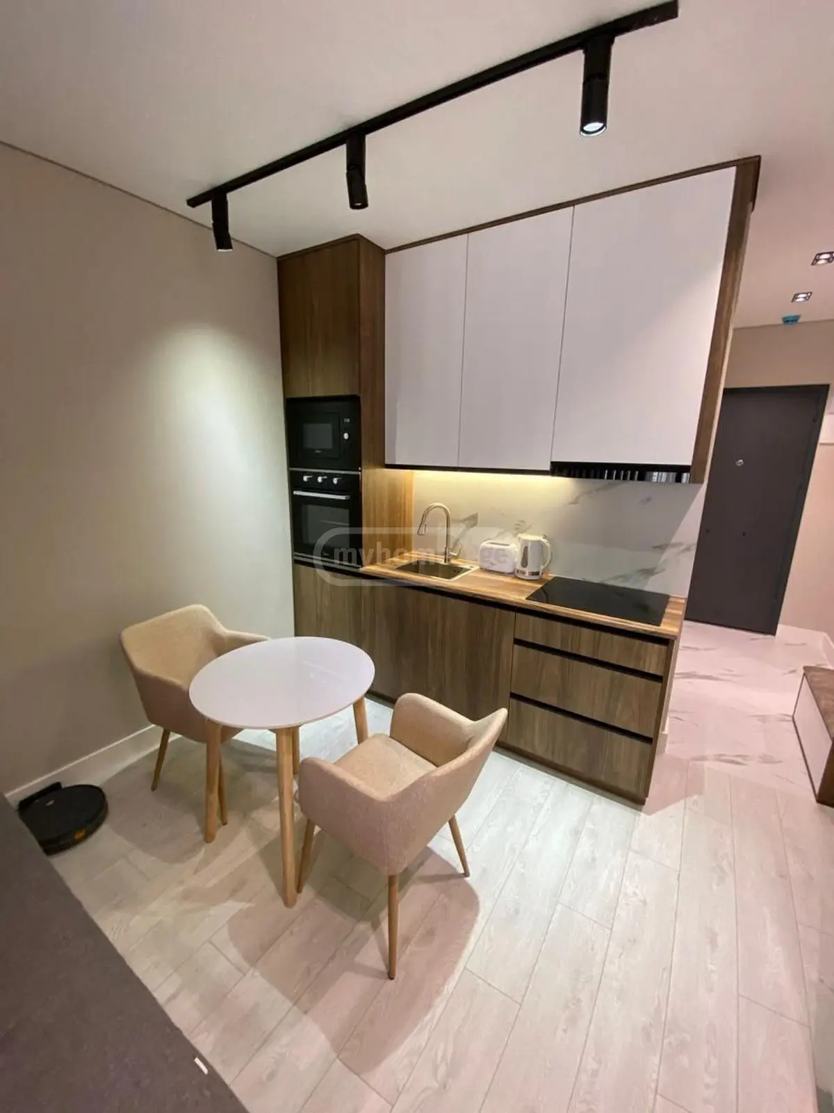 Studio Apartment For Sale view 24