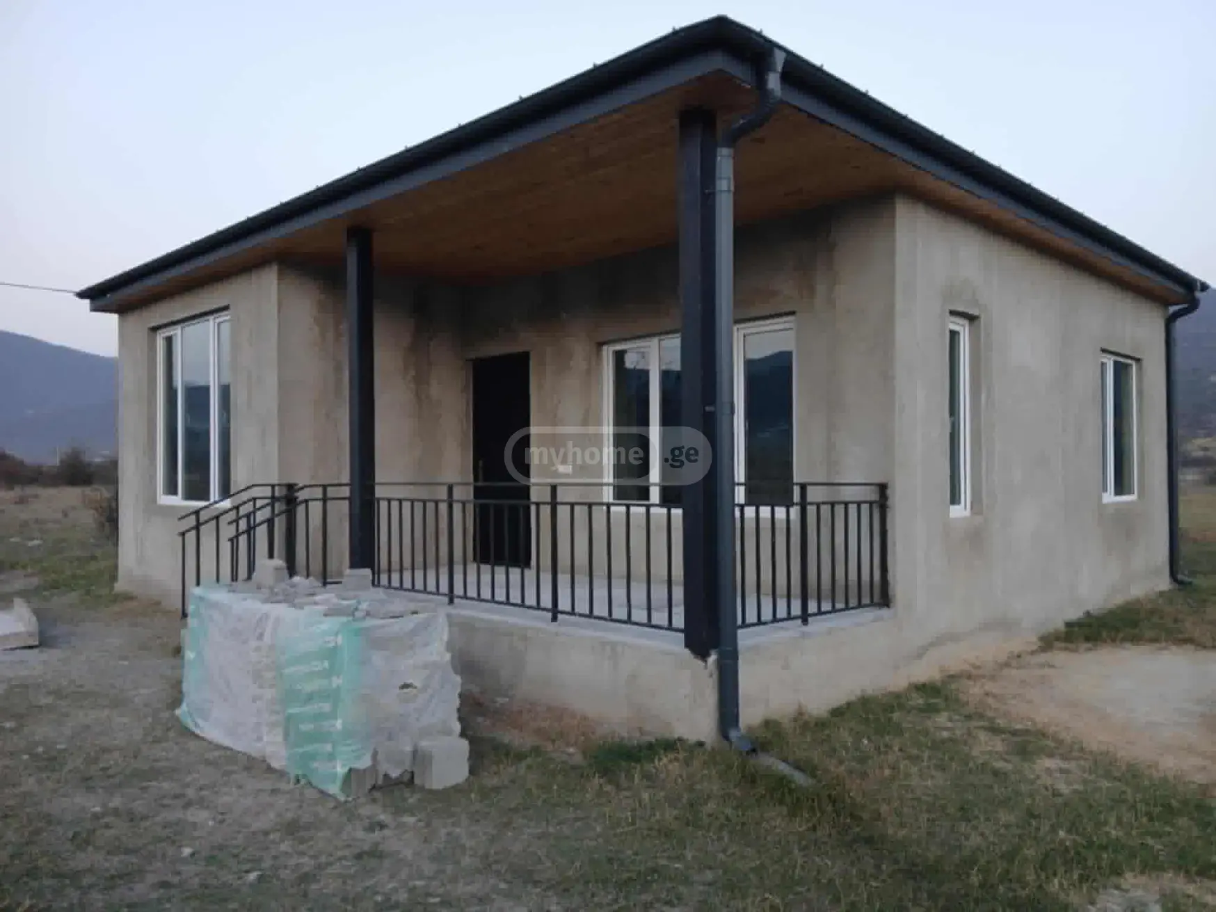 4 Room Private House For Sale view 8