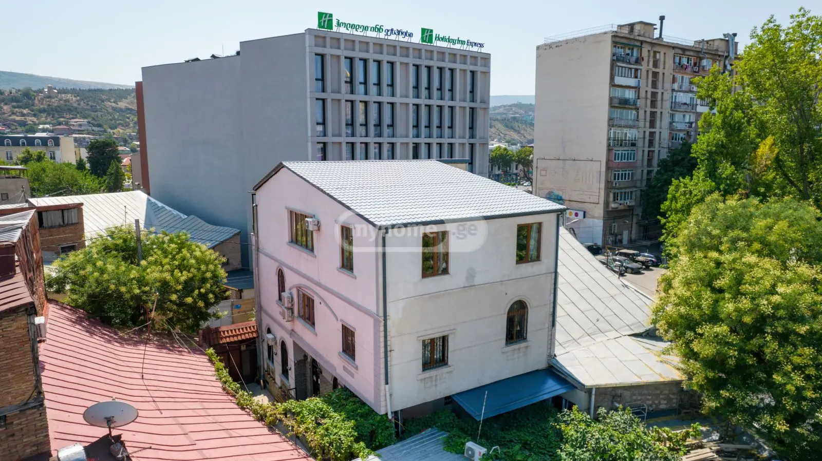 10+ Room Hotel For Sale In Avlabari view 4