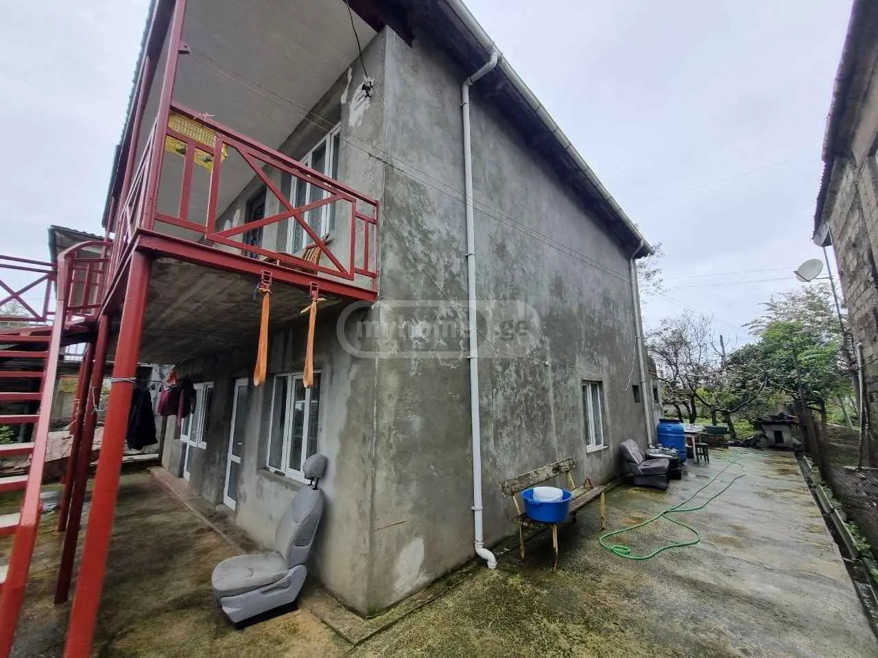 6 Room Private House For Sale view 8