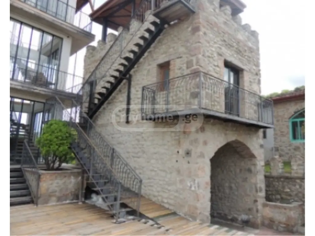 10+ Room Hotel For Sale In Telavi view 9