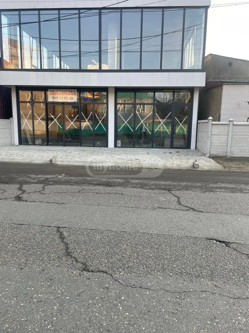 Universal Commercial Area For Rent In Zestaphoni view 1