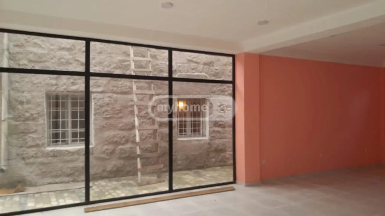 Universal Commercial Area For Sale In Zestaphoni view 3