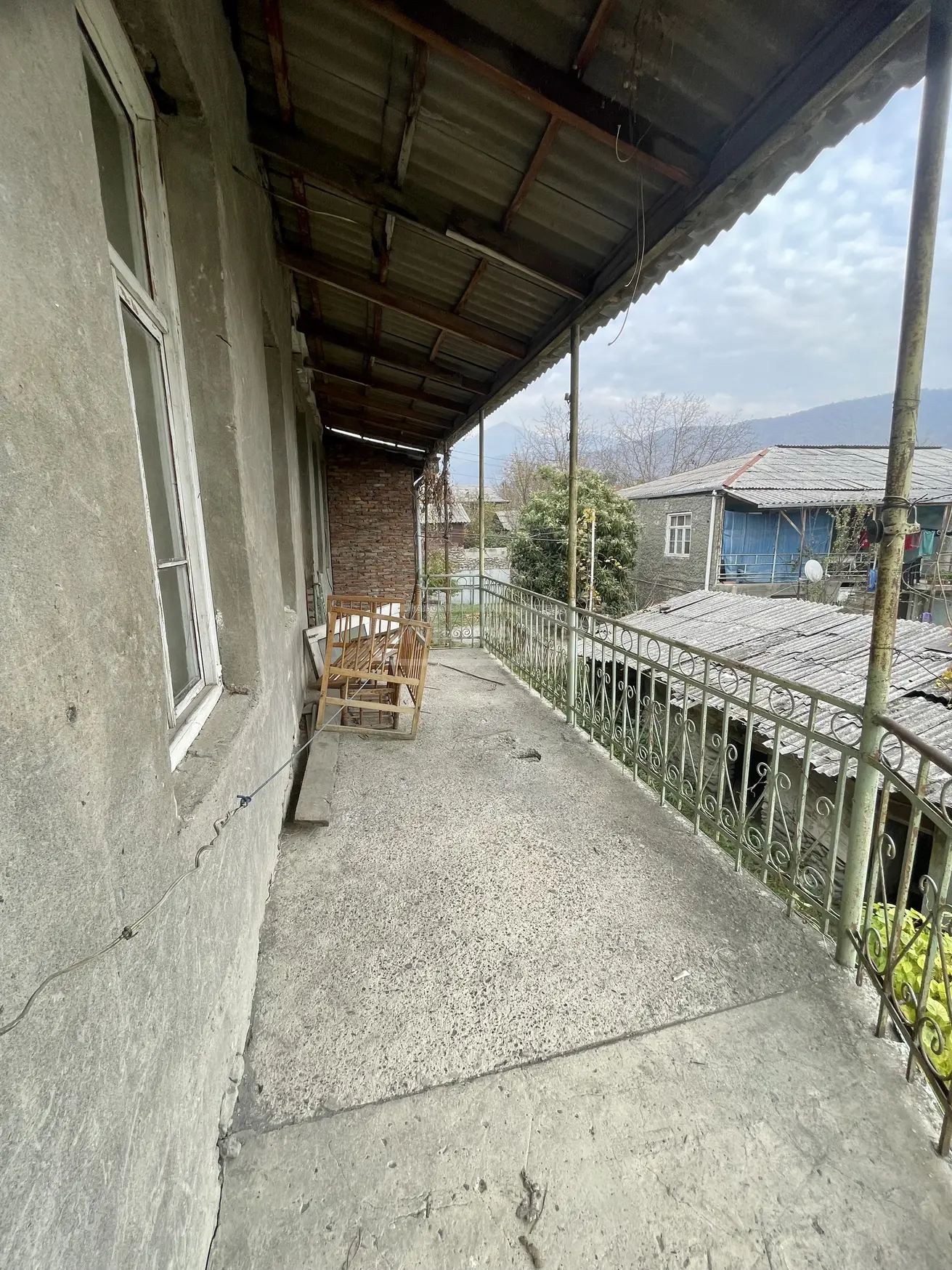 6 Room Private House For Sale view 8