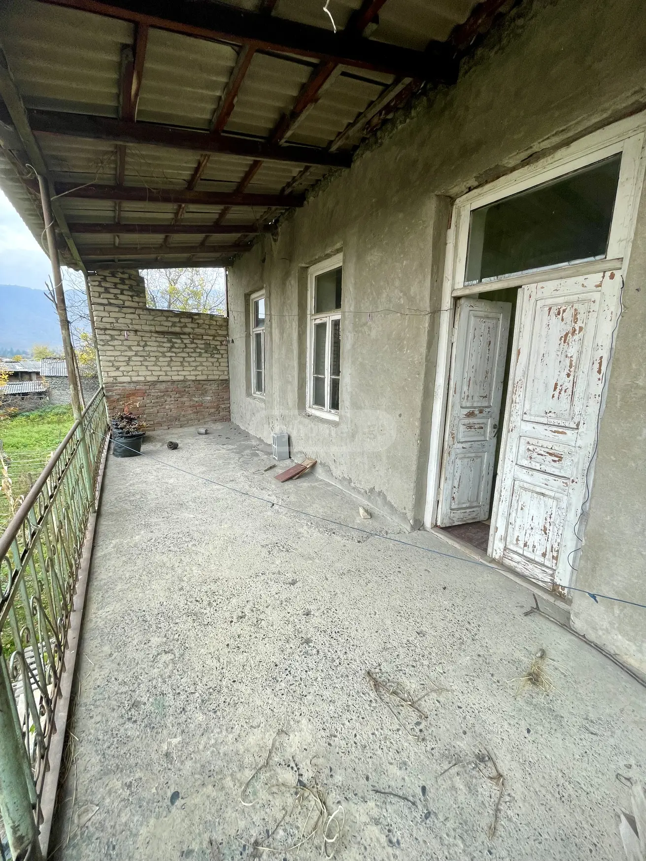 6 Room Private House For Sale view 12