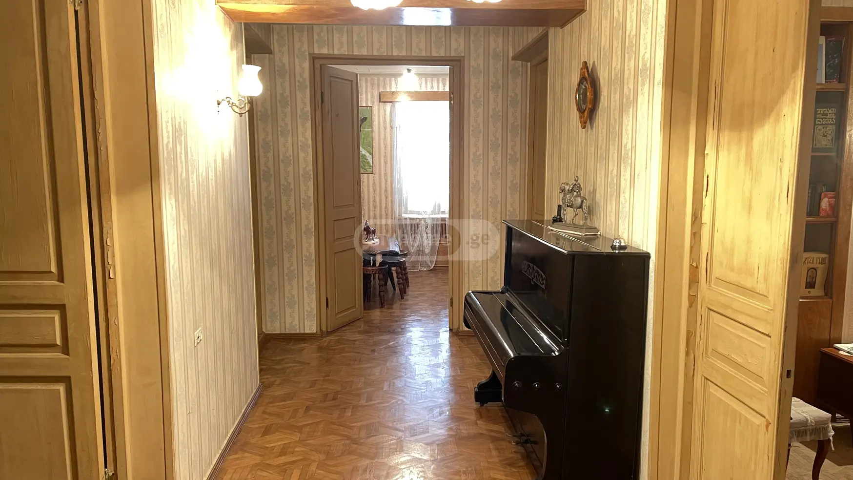7 Room Private House For Sale view 6