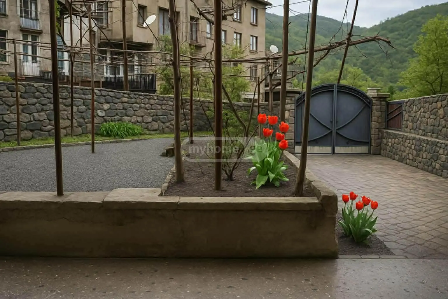 4 Room Private House For Rent In Borjomi view 2