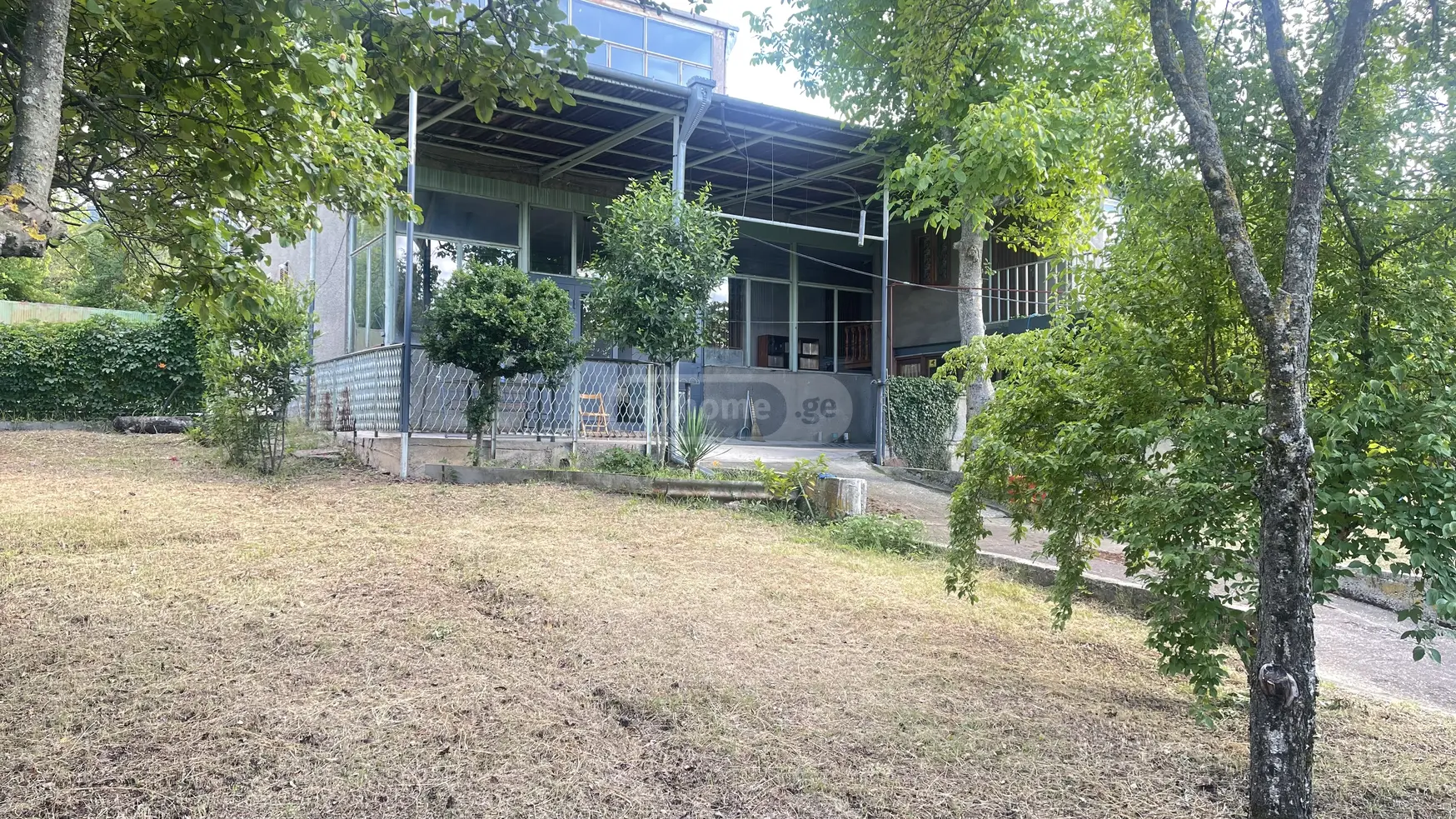 7 Room Private House For Sale view 3