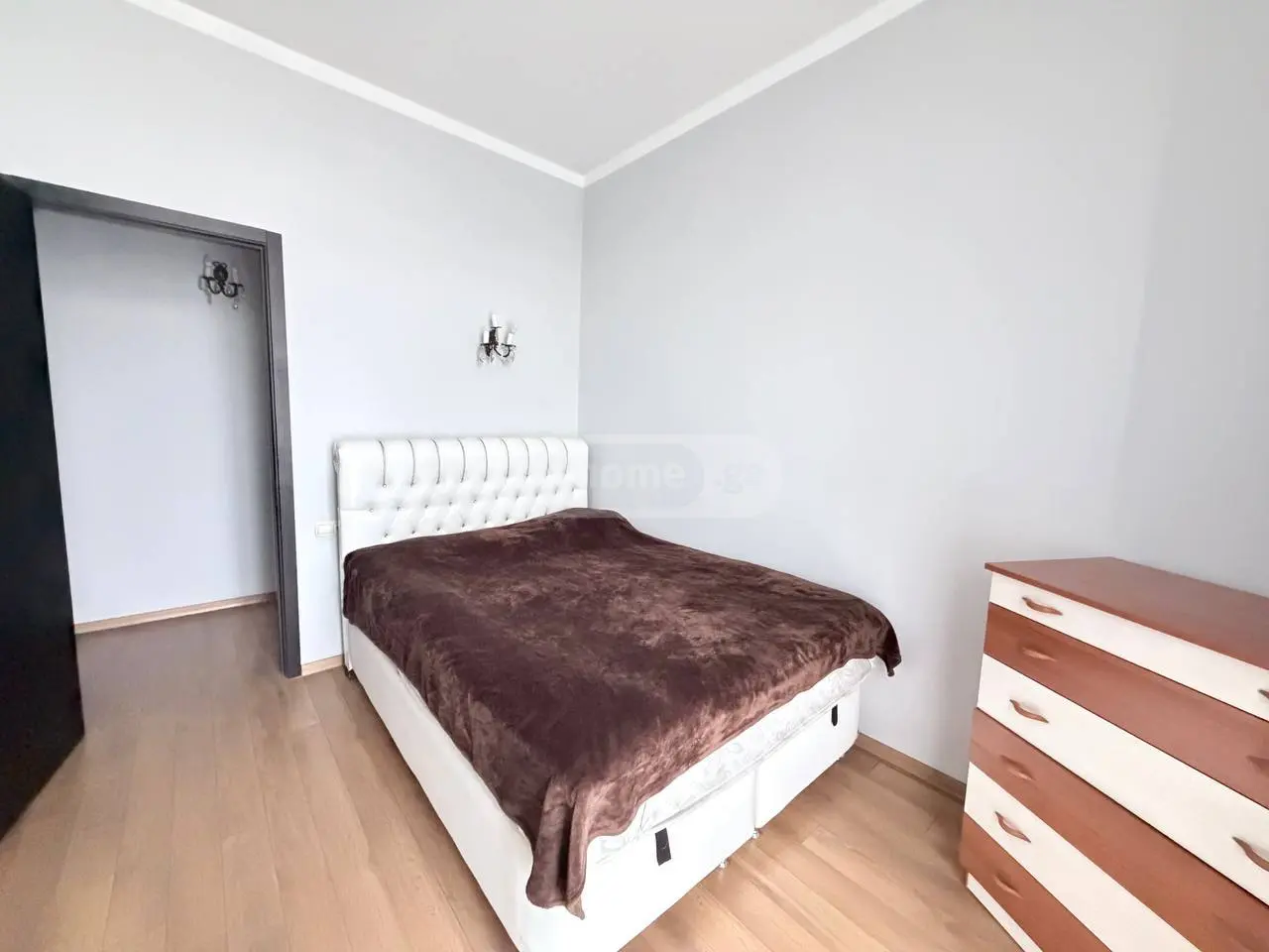 4 Room Apartment For Rent In Vera view 11