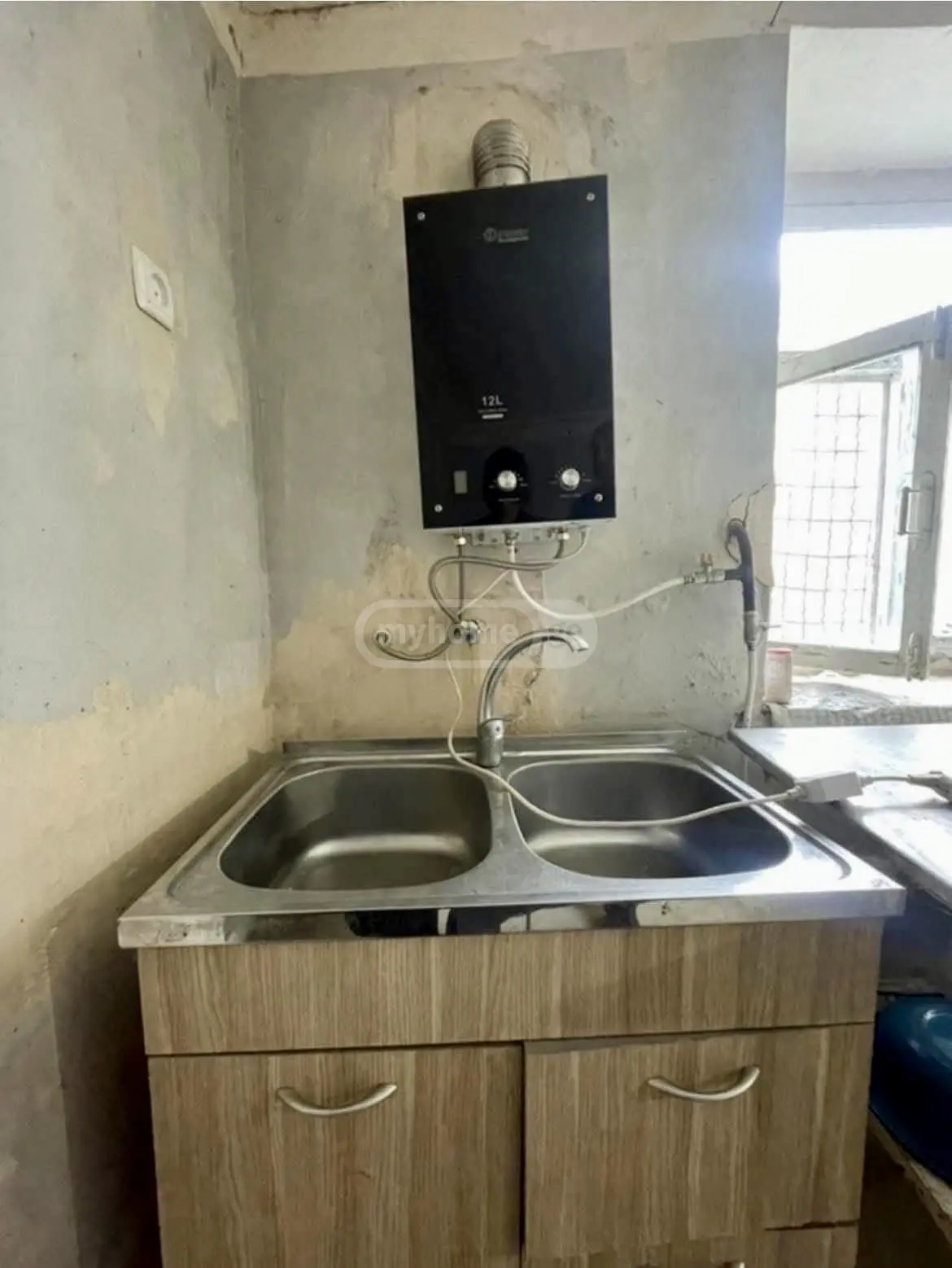 6 Room Private House For Sale view 9