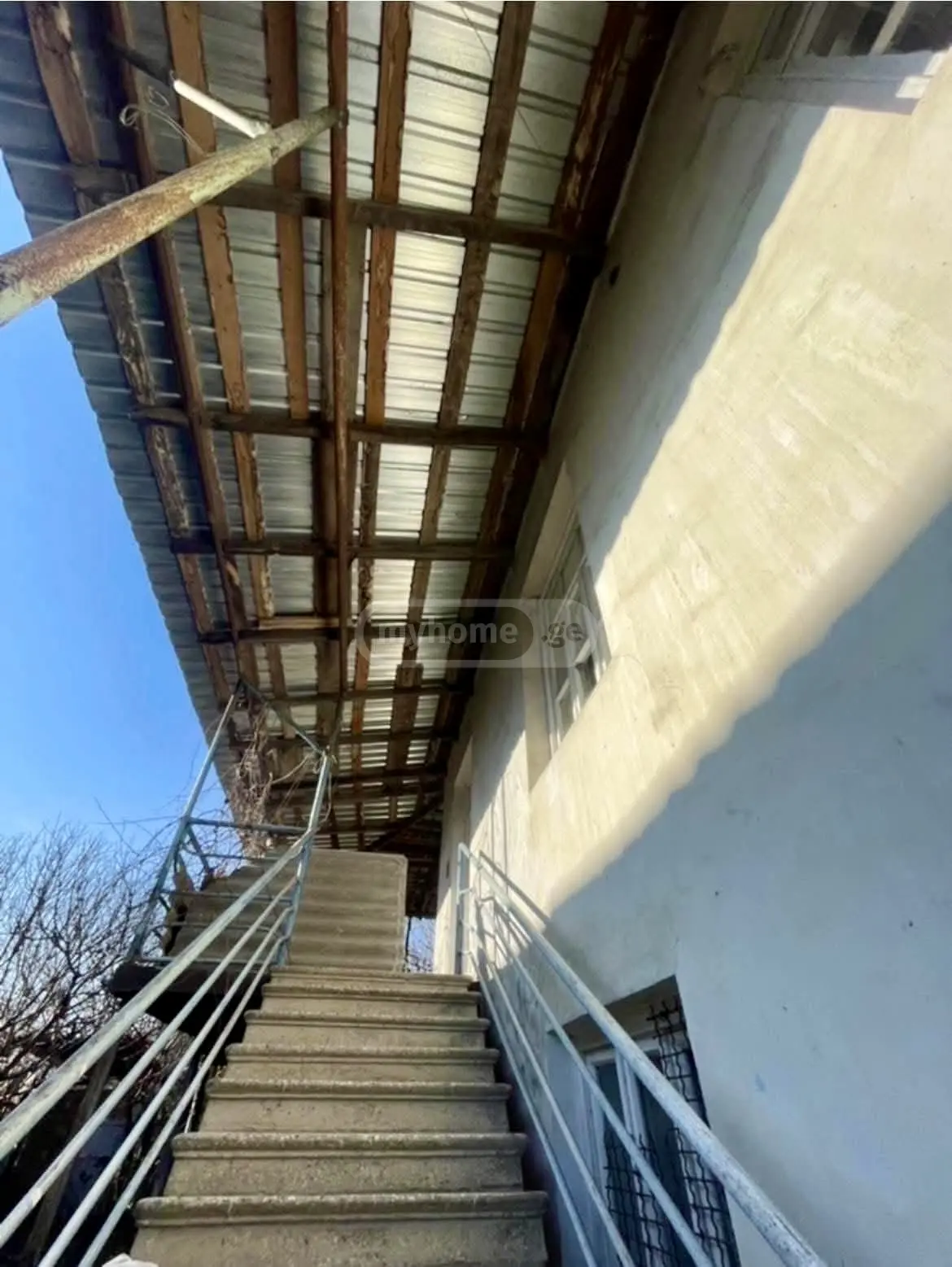 6 Room Private House For Sale view 8