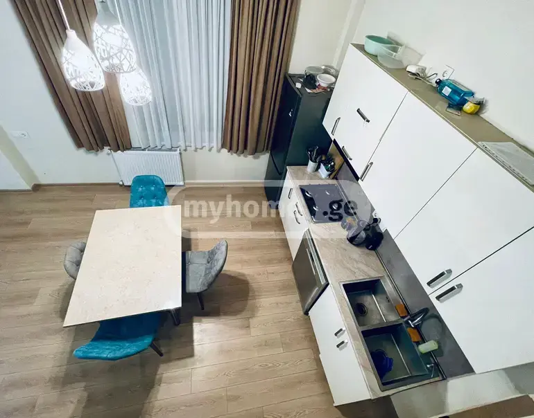5 Room Private House For Rent In Avlabari view 3