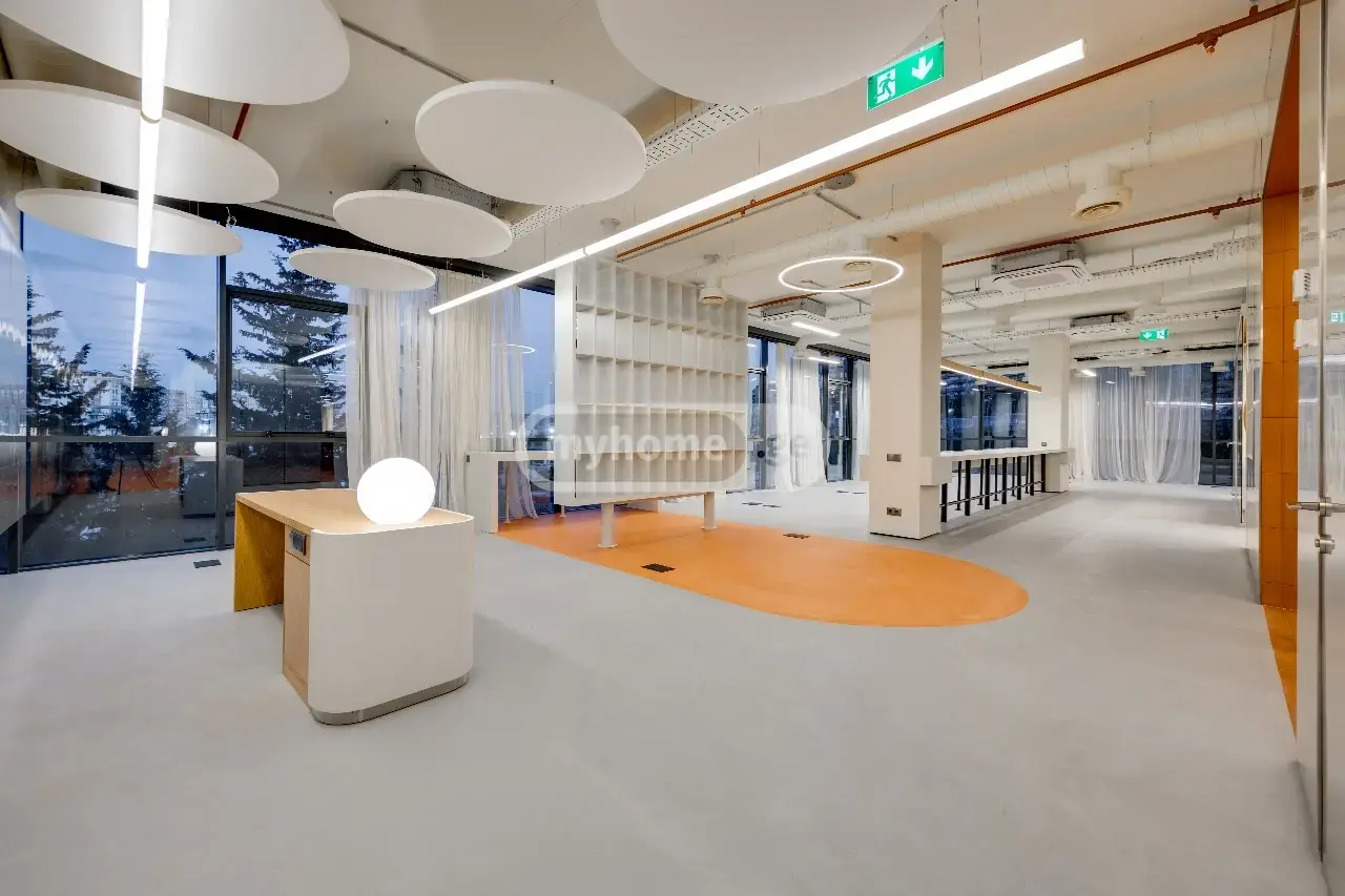 Office Commercial Area For Rent In Vake view 4
