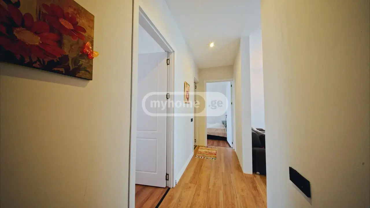 5 Room Private House For Sale view 6