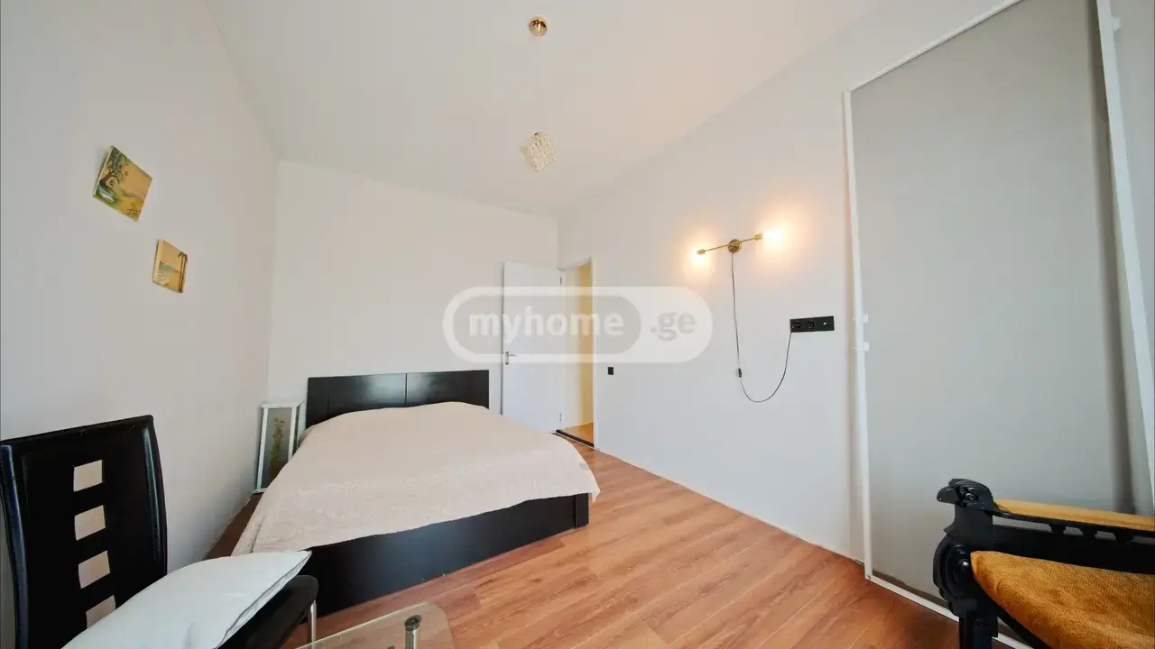 5 Room Private House For Sale view 7