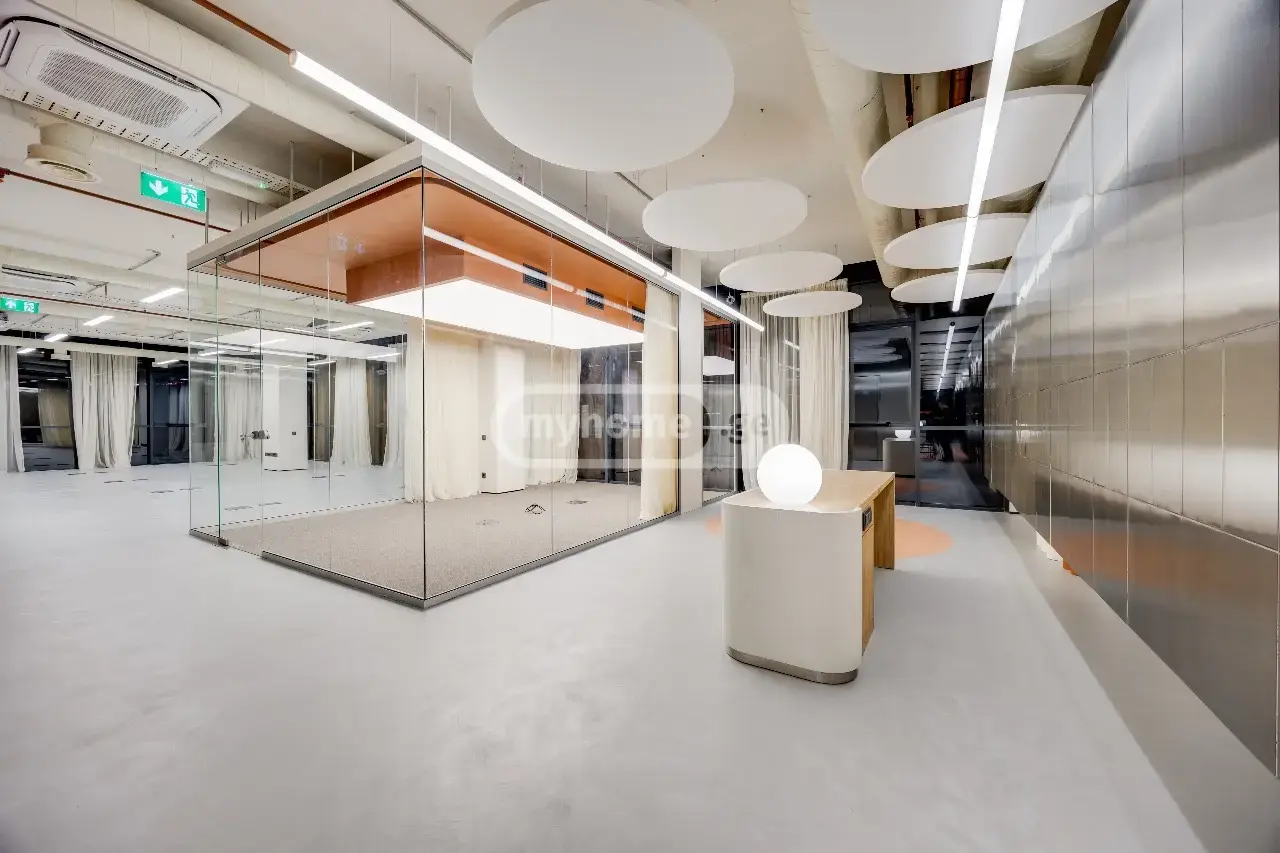 Office Commercial Area For Rent In Vake view 9