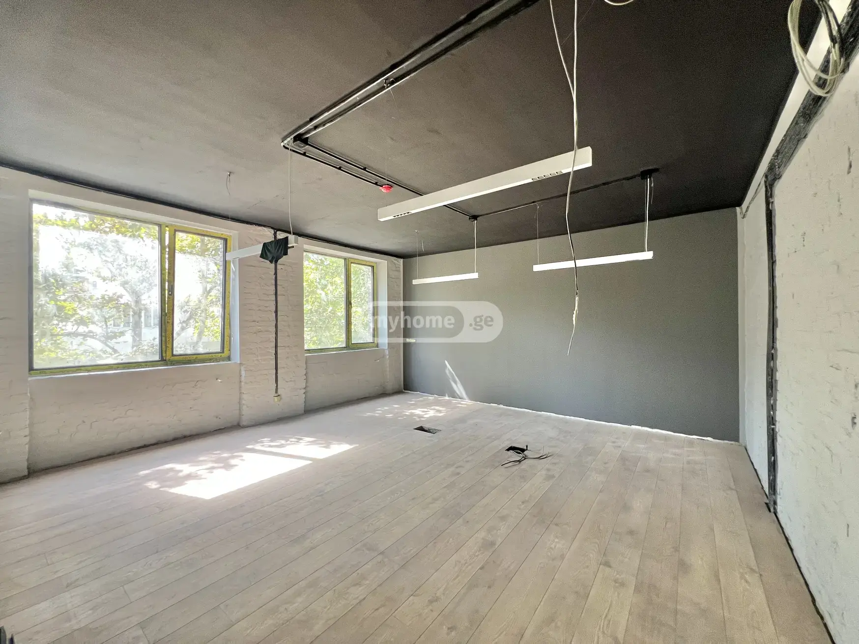 Office Commercial Area For Rent In Didube view 1