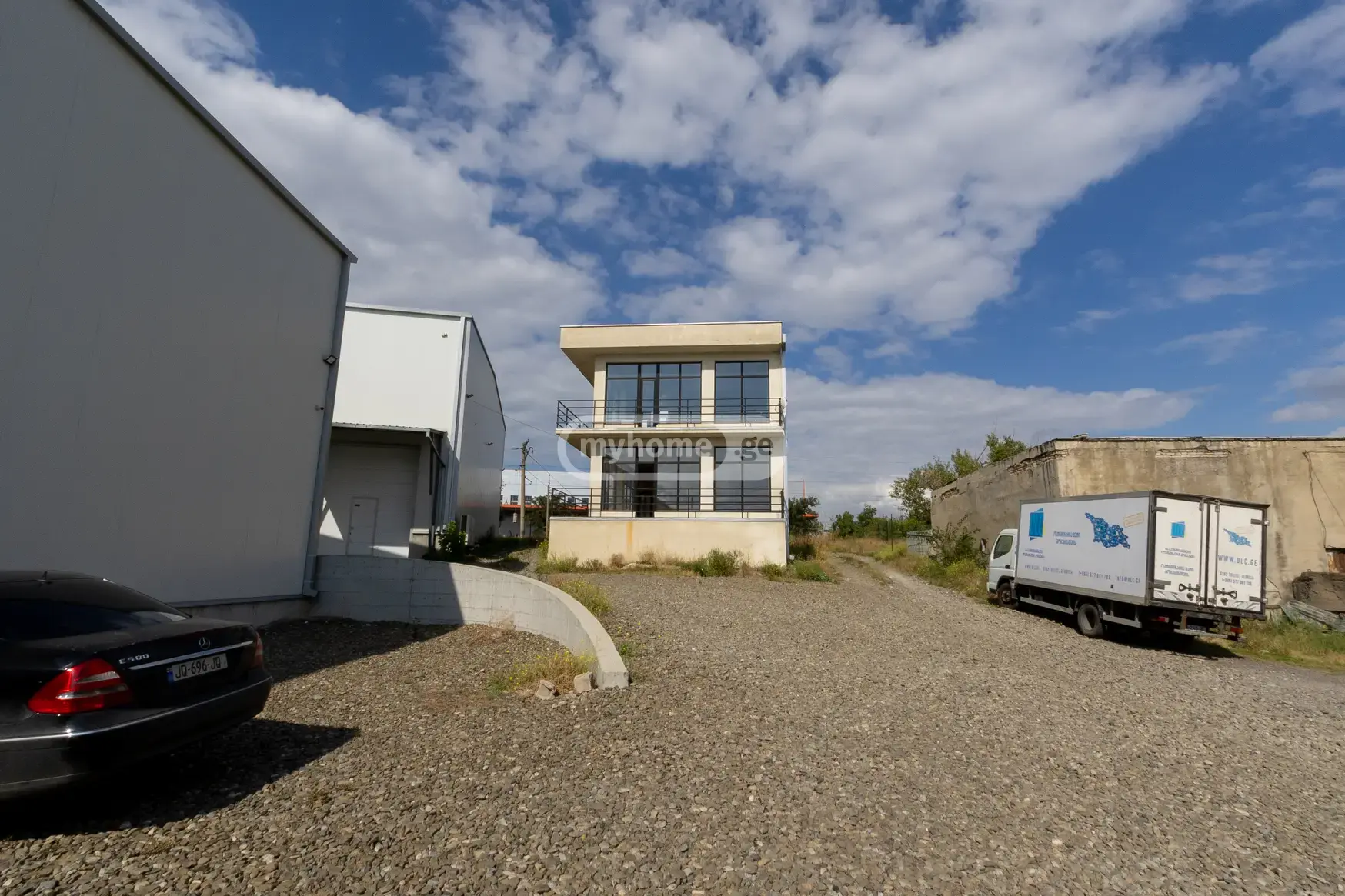 Warehousing Commercial Area For Rent In Lilo view 6